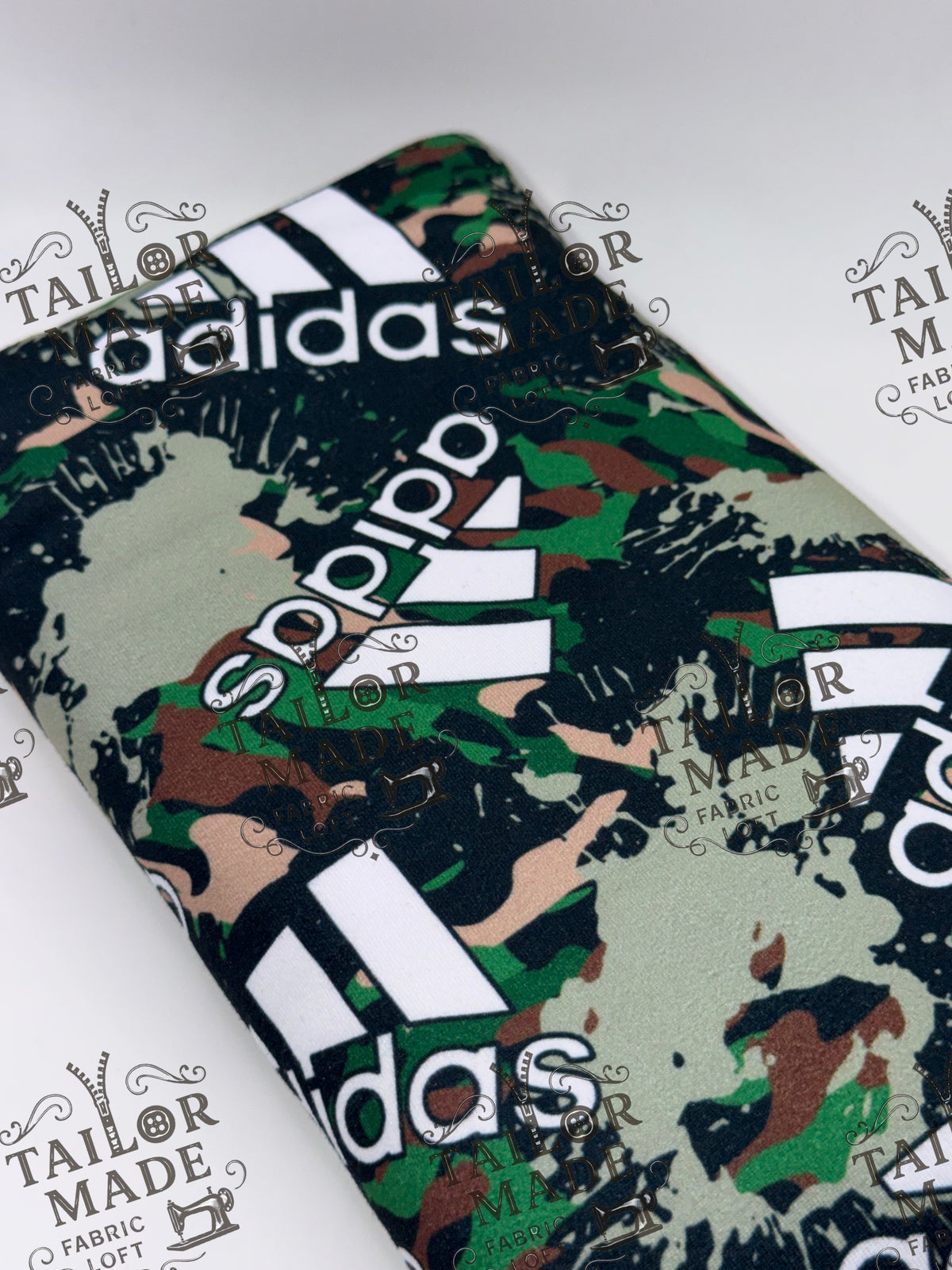 LAVEE - CAMO ADI