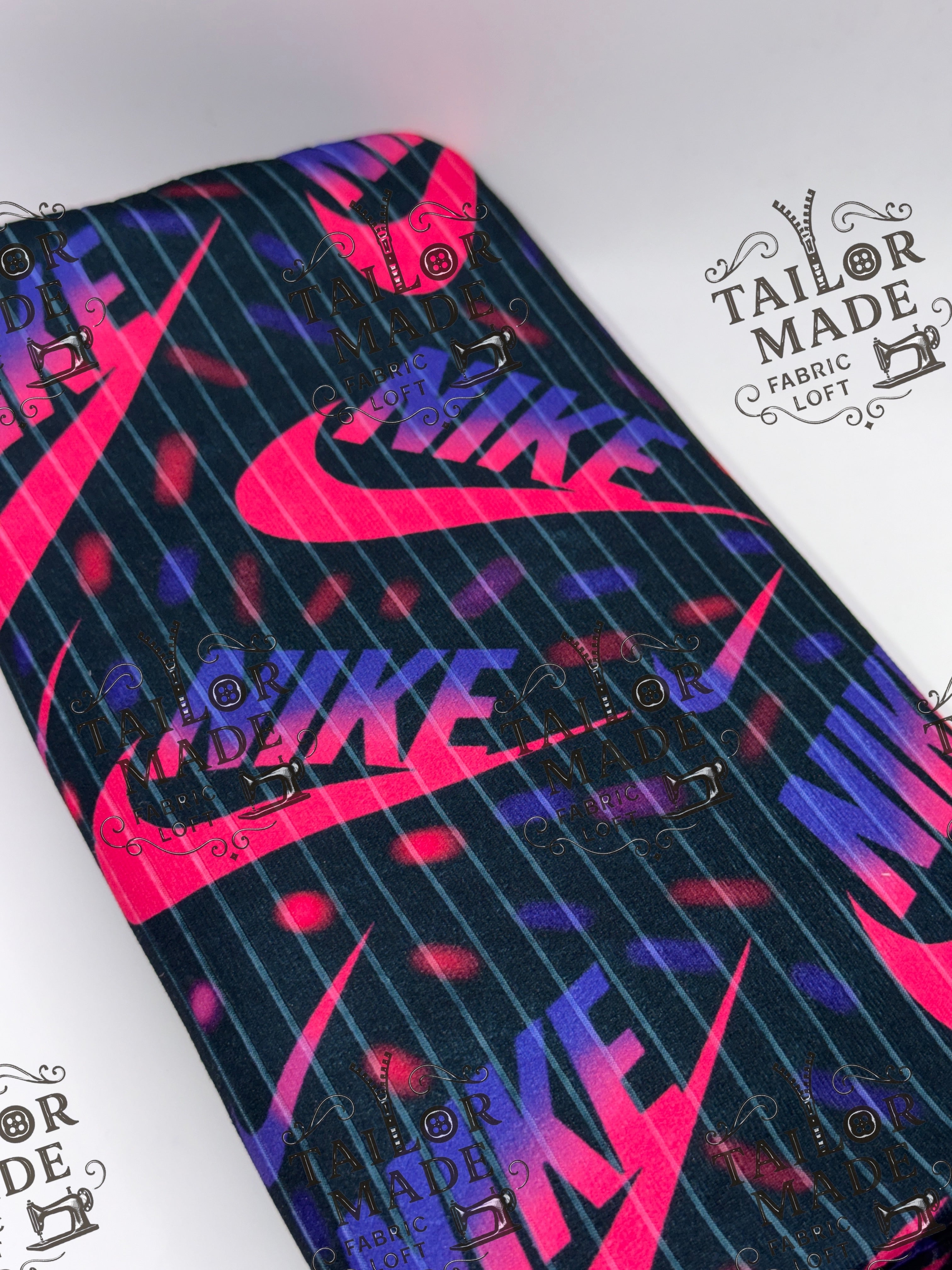 LAVEE - NEON SWISH - RIB