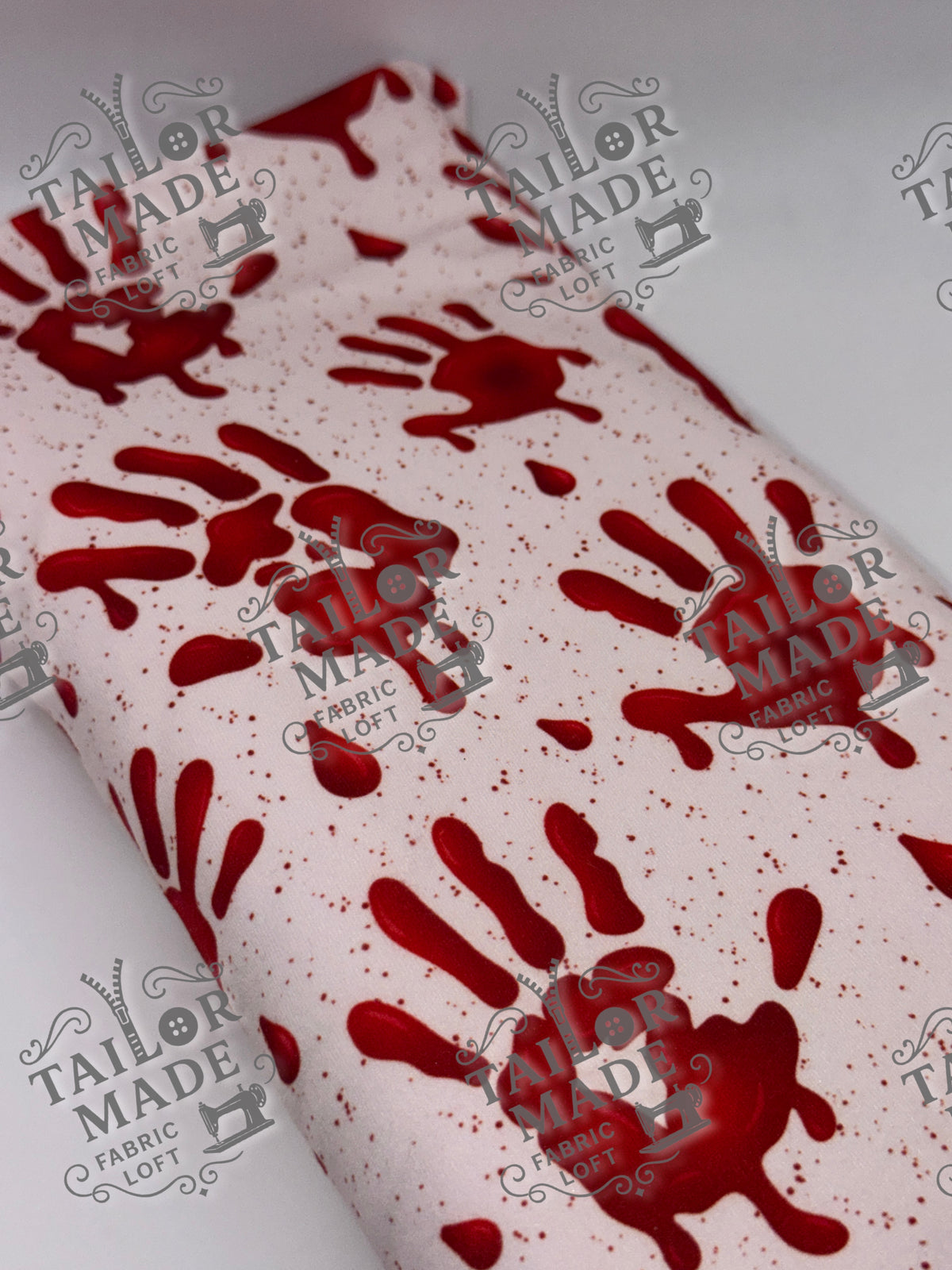 HOL - SCAREY HANDS