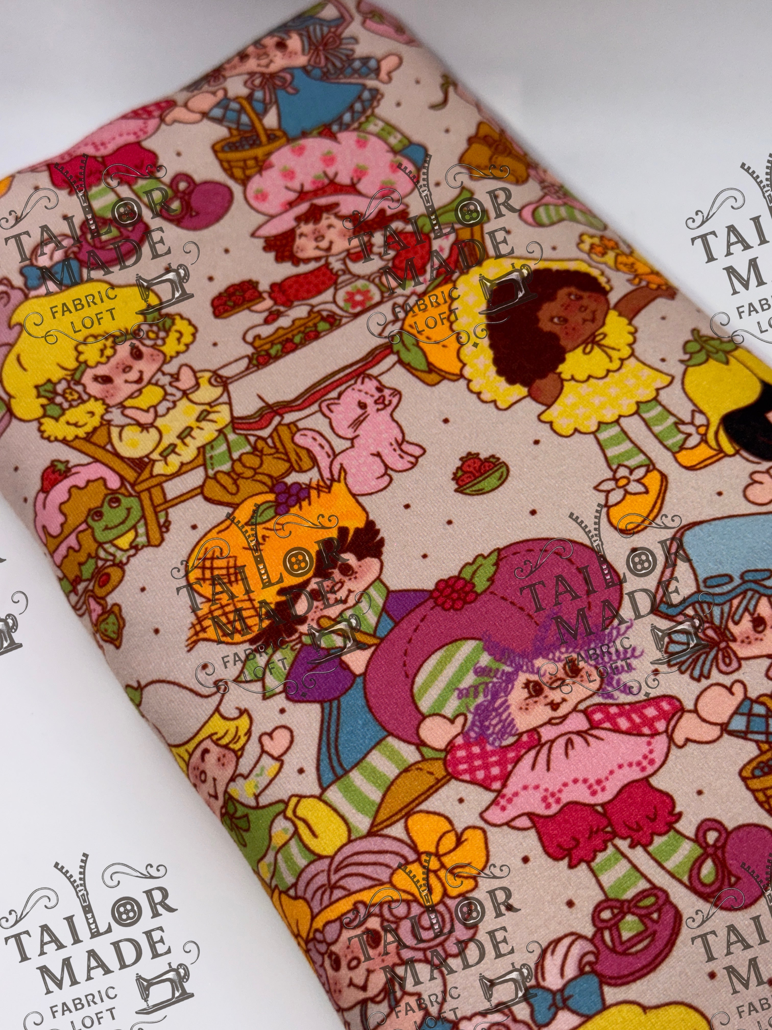 KS - VINTAGE STRAWBERRY FRIENDS